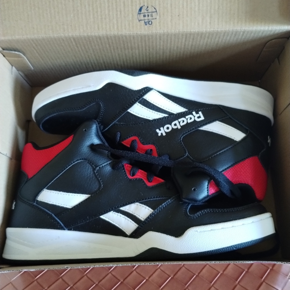 Reebok BB4500 Hightops in Red/Black